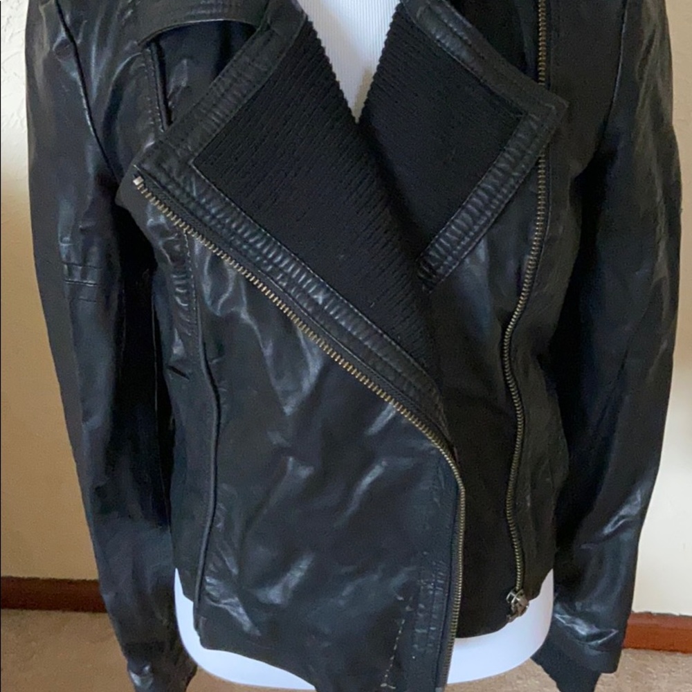 Free People bomber jacket! - Picture 2 of 4